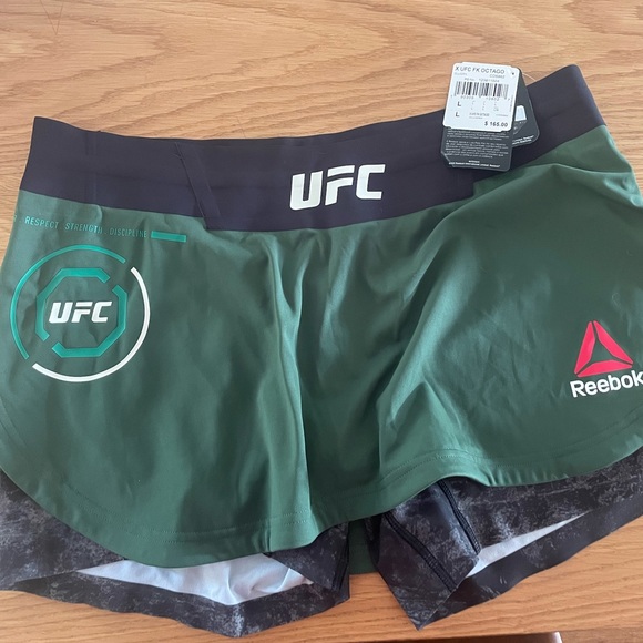 Reebok UFC Fight Night Octagon Skort | L | Green | NEW $165 - Picture 1 of 4
